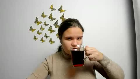 Snapshot of adelecruzz chatting on 22, 1, 2025 adelecruzz online show from 22, 1, 2025