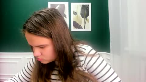 Snapshot of adelecruzz chatting on 9, 2, 2025 adelecruzz online show from 9, 2, 2025
