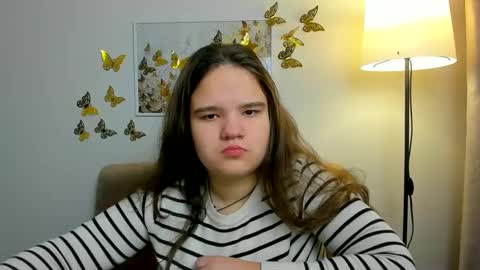 Snapshot of adelecruzz chatting on 16, 2, 2025 adelecruzz online show from 16, 2, 2025