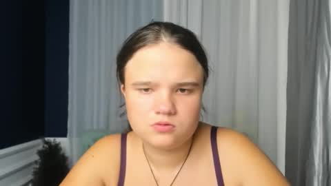 Snapshot of adelecruzz chatting on 11, 9, 2025 adelecruzz online show from 11, 9, 2025