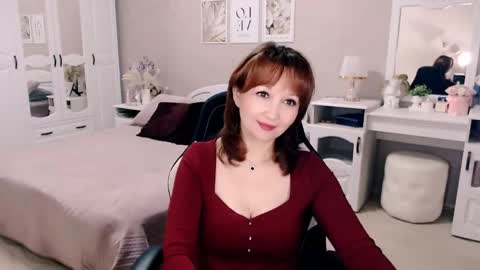 AdeleMoran online show from 17, 4, 2026