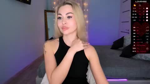 Snapshot of adeleroberts chatting on 27, 2, 2025 Adele online show from 27, 2, 2025