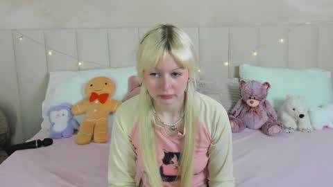adelesilvy online show from 2, 6, 2026