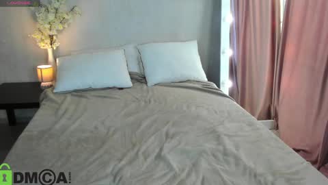 Snapshot of adelina_bliss chatting on 28, 4, 2026 Adelina bliss online show from 28, 4, 2026