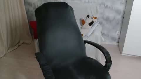 adelinalawson online show from 10, 2, 2026