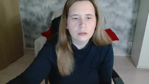 adelinalawson online show from 21, 4, 2026