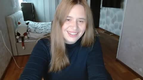 Snapshot of adelinalawson chatting on 15, 5, 2026 adelinalawson online show from 15, 5, 2026
