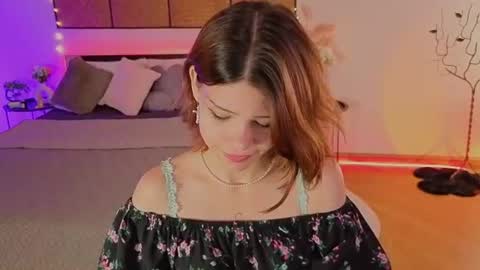 Snapshot of adelinaswetty chatting on 23, 7, 2026 Liiya online show from 23, 7, 2026