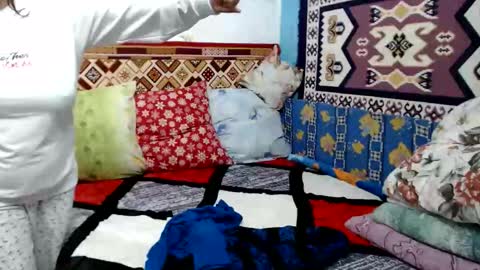 Larisa online show from 14, 11, 2025