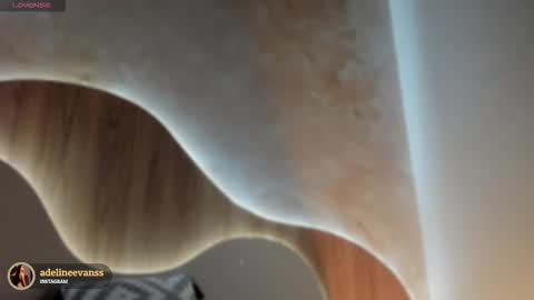 adeline online show from 27, 10, 2025