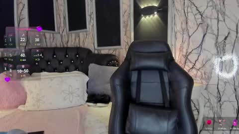 adelinemoretti online show from 3, 3, 2026