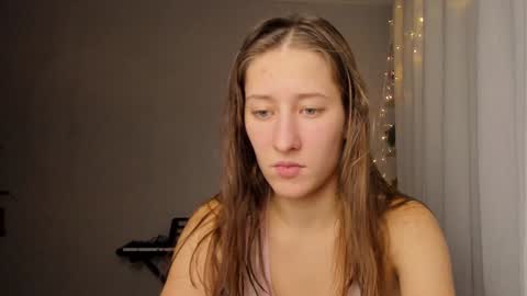 Adell online show from 4, 12, 2024