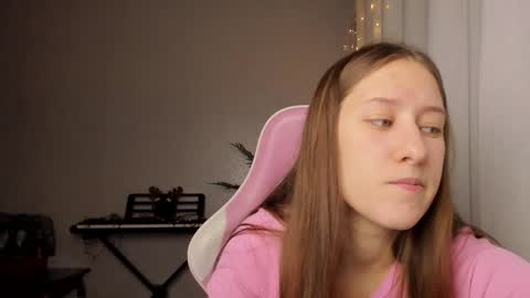 Adell online show from 27, 12, 2024