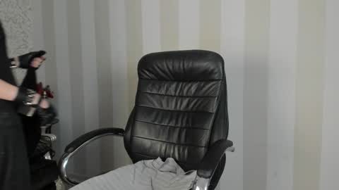 Snapshot of adonbev chatting on 27, 3, 2026 adonbev online show from 27, 3, 2026