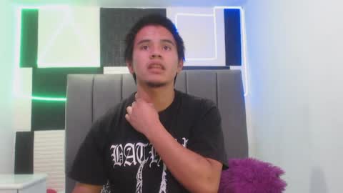 adonis_latin_19 online show from 8, 4, 2026