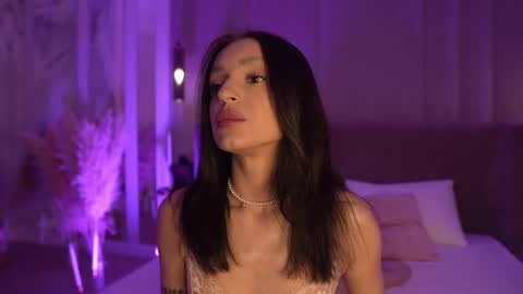 adoracortes online show from 1, 2, 2026