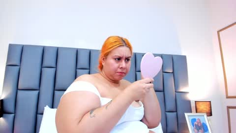 ANDREA PEREZ online show from 31, 12, 2024