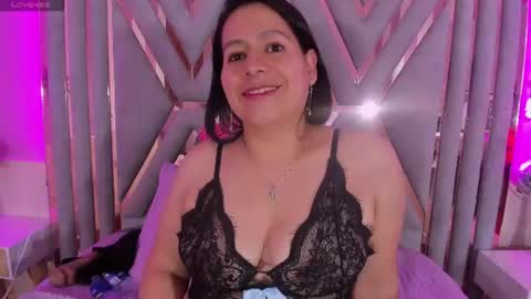 Snapshot of adri_rivera chatting on 22, 6, 2026 ADRI online show from 22, 6, 2026