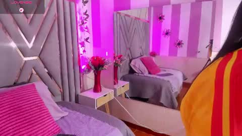 Snapshot of adri_rivera chatting on 7, 7, 2026 ADRI online show from 7, 7, 2026