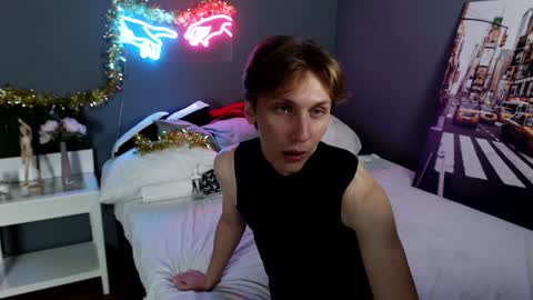 Snapshot of adrian_di chatting on 14, 12, 2024 Adrian online show from 14, 12, 2024