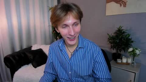 Snapshot of adrian_di chatting on 17, 12, 2024 Adrian online show from 17, 12, 2024