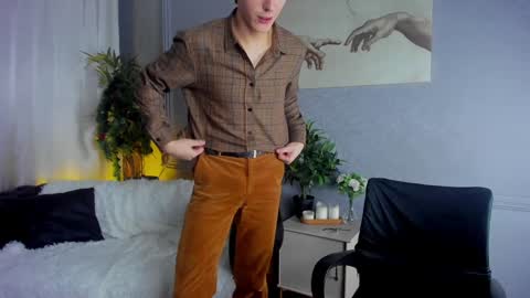Snapshot of adrian_di chatting on 19, 12, 2024 Adrian online show from 19, 12, 2024