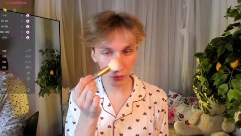 Snapshot of adrian_di chatting on 30, 1, 2025 Adrian online show from 30, 1, 2025