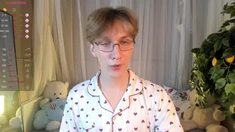 Snapshot of adrian_di chatting on 30, 1, 2025 Adrian online show from 30, 1, 2025