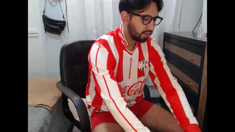 Adrian Falcon online show from 15, 4, 2026