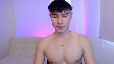 adrian morelli online show from 17, 4, 2026