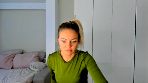 Adriana online show from 17, 5, 2026