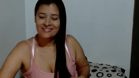 Adriana milf online show from 28, 11, 2025