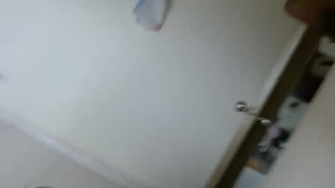 Adriana Tellez online show from 6, 11, 2025