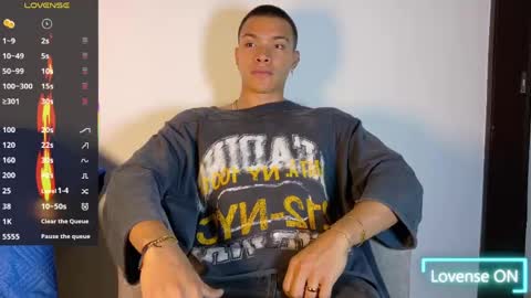 adriel_escalante online show from 9, 6, 2026