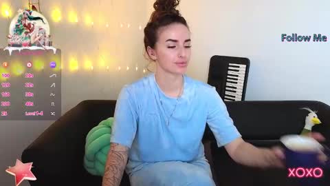 Adriana online show from 10, 1, 2025