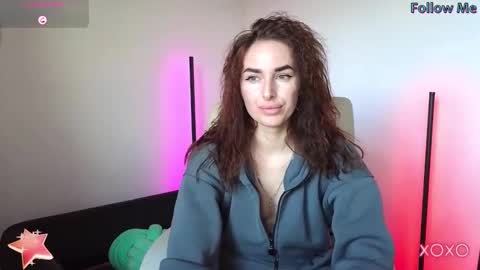 Adriana online show from 10, 2, 2025