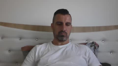 Adrian online show from 3, 5, 2026