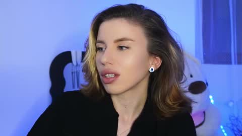 Aelia online show from 7, 3, 2026