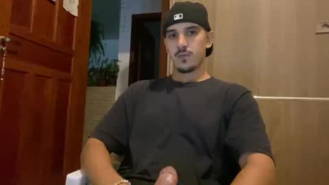 Snapshot of aelucius chatting on 4, 2, 2026 Luci online show from 4, 2, 2026