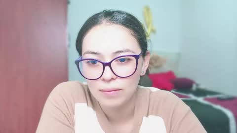 Snapshot of aeseelia chatting on 9, 6, 2026 lia online show from 9, 6, 2026