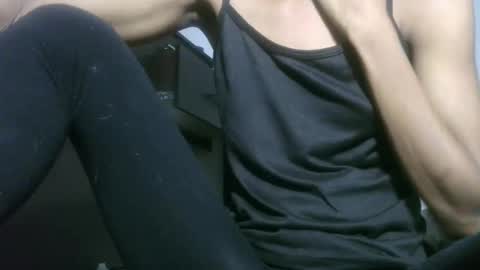 Snapshot of africadeluxe chatting on 27, 12, 2024 Africa online show from 27, 12, 2024