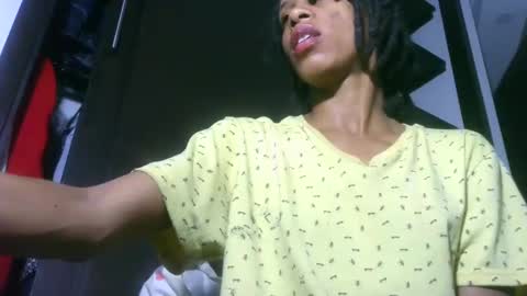 Snapshot of africadeluxe chatting on 23, 1, 2025 Africa online show from 23, 1, 2025