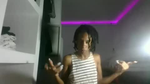 Snapshot of africadeluxe chatting on 11, 3, 2025 Africa online show from 11, 3, 2025