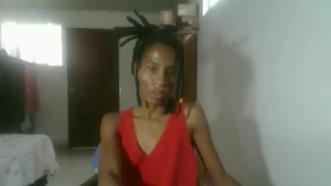 Snapshot of africadeluxe chatting on 19, 4, 2026 Africa online show from 19, 4, 2026