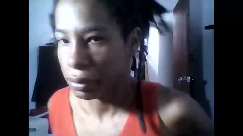 Snapshot of africadeluxe chatting on 10, 5, 2026 Africa online show from 10, 5, 2026