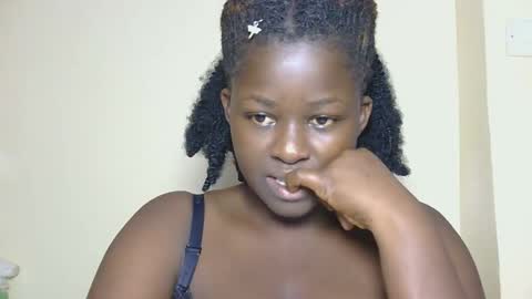african_sluttygal online show from 2, 12, 2025
