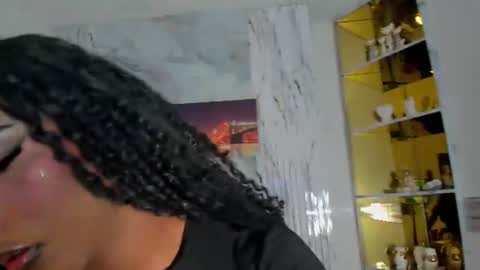 Snapshot of afrikan_diva chatting on 4, 7, 2026 afrikan_diva online show from 4, 7, 2026