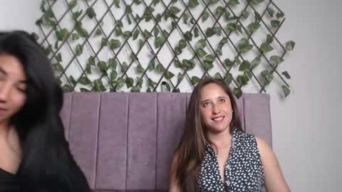 Snapshot of afroditawhispers chatting on 18, 10, 2025 Lia Valkyria online show from 18, 10, 2025