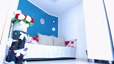 Amalia online show from 23, 12, 2024