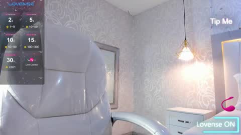 A F R O D I T A  online show from 10, 10, 2025